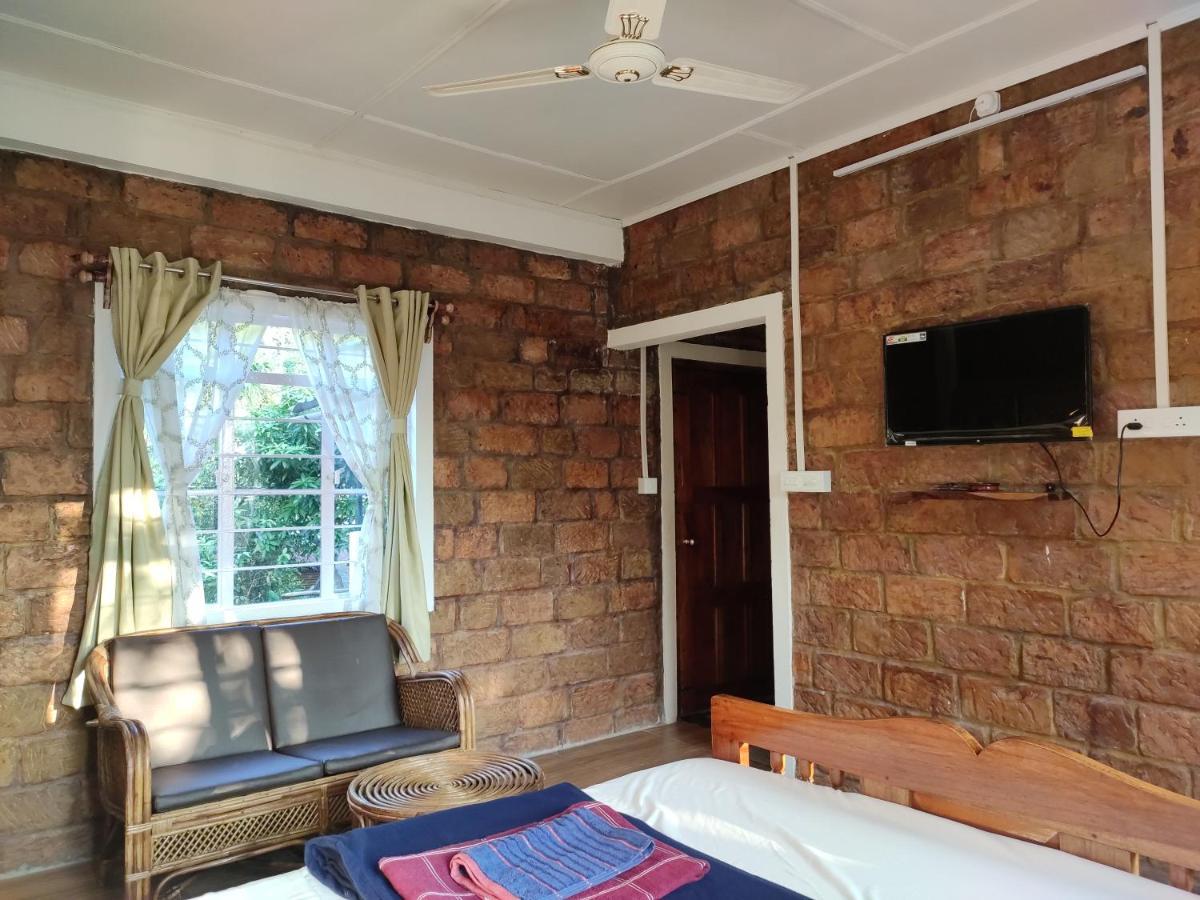 The Rustic Cottage - Homestay Cserrapundzsi Kültér fotó